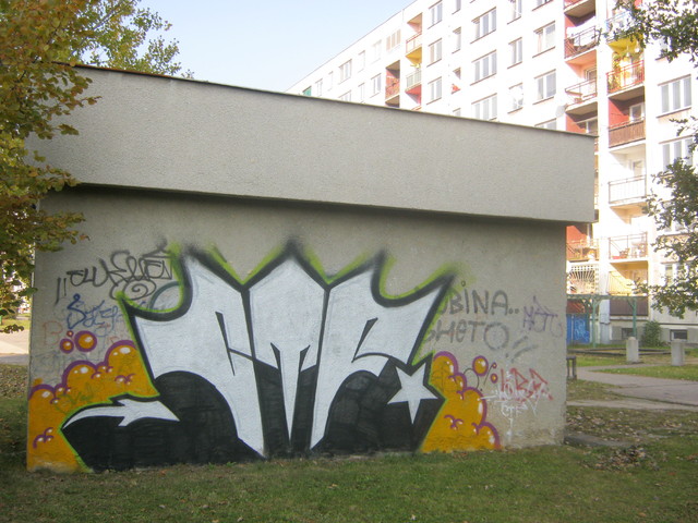 KueJw3yATLzBMixW4Cnt1328344535